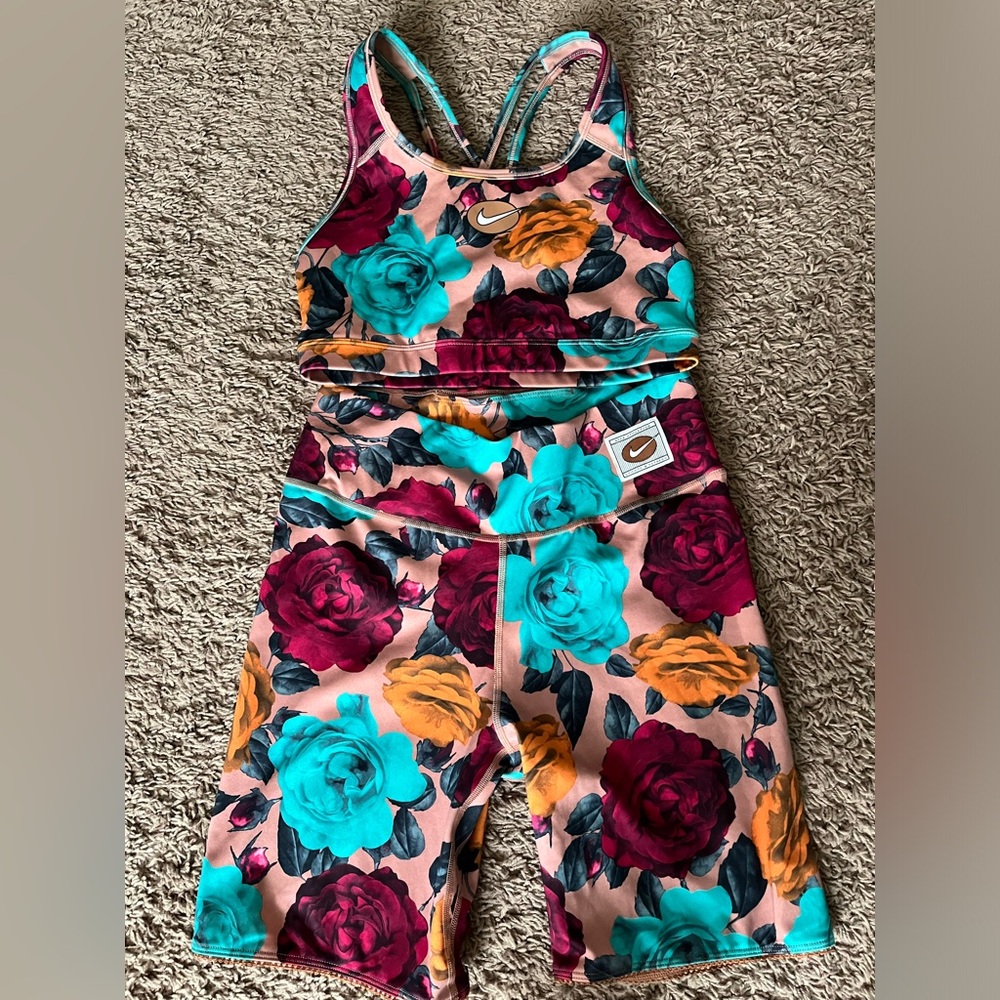 Nike Training Floral Set dri-fit